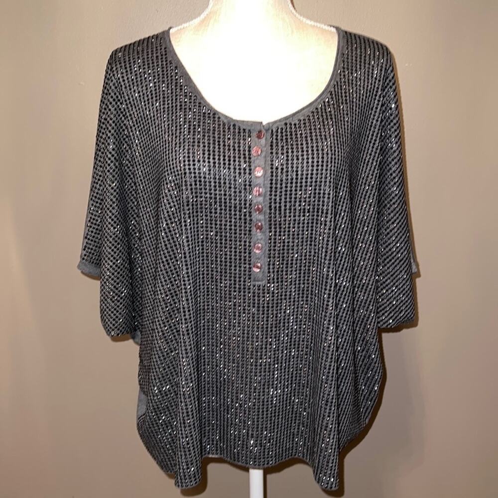 MK2K Woman’s Gray Top w/Black Metal Beads on front.